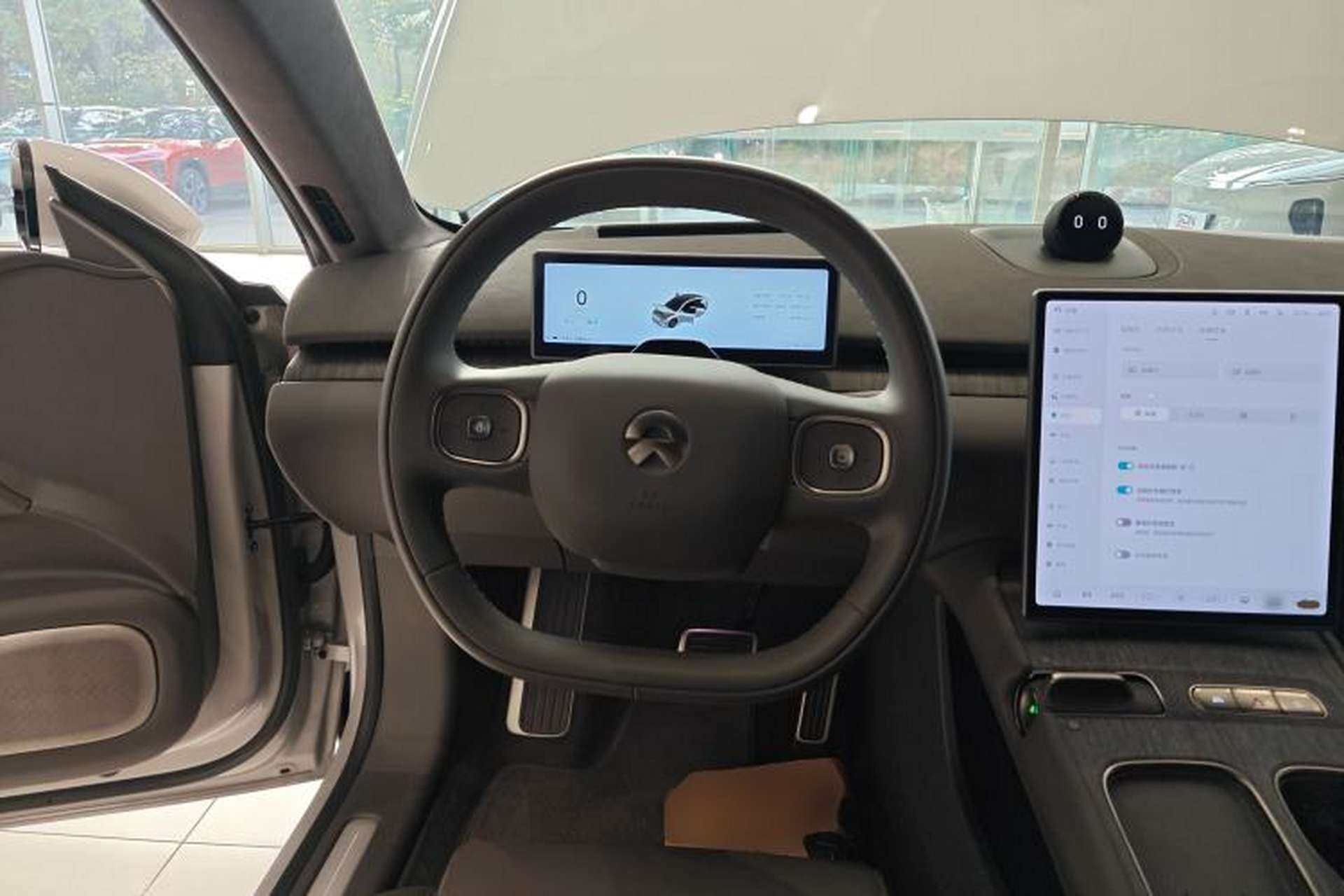 Used Nio ET7 2024 75 kWh Executive Signature Edition Steering Wheel