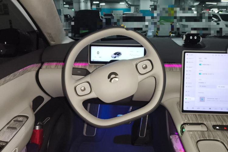 Used Nio ET7 2024 75 kWh Executive Edition Steering Wheel