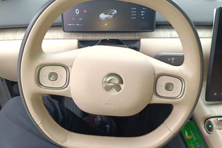 Used Nio ET7 2024 75 kWh Executive Edition Steering Wheel
