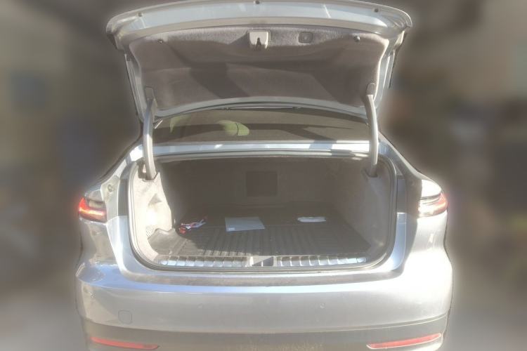 Used Nio ET7 2024 100kWh Executive Signature Edition Trunk
