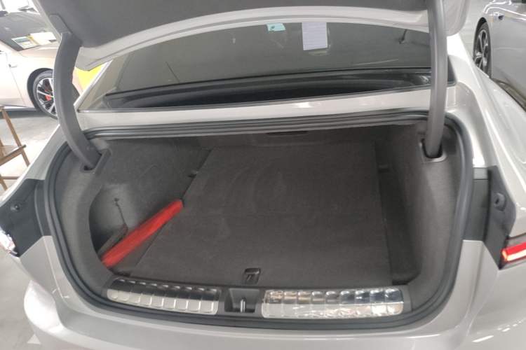 Used Nio ET7 2024 75 kWh Executive Edition Trunk