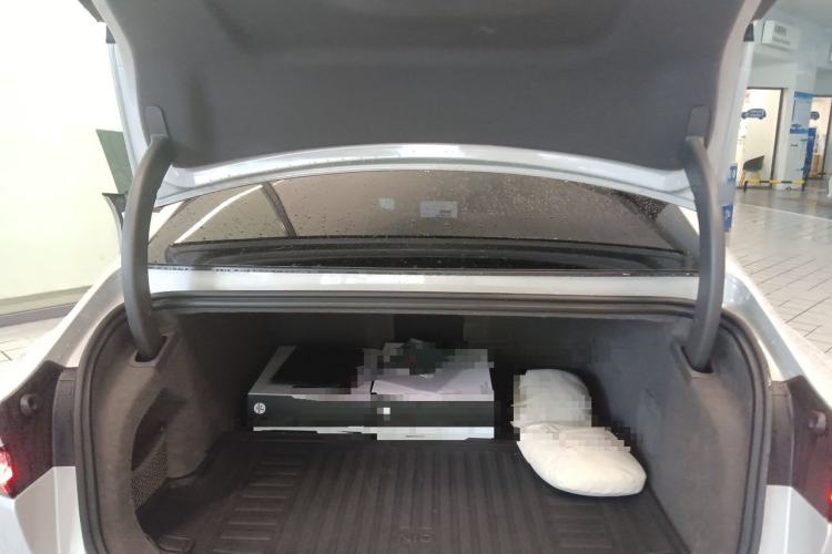 Used Nio ET7 2024 75 kWh Executive Edition Trunk