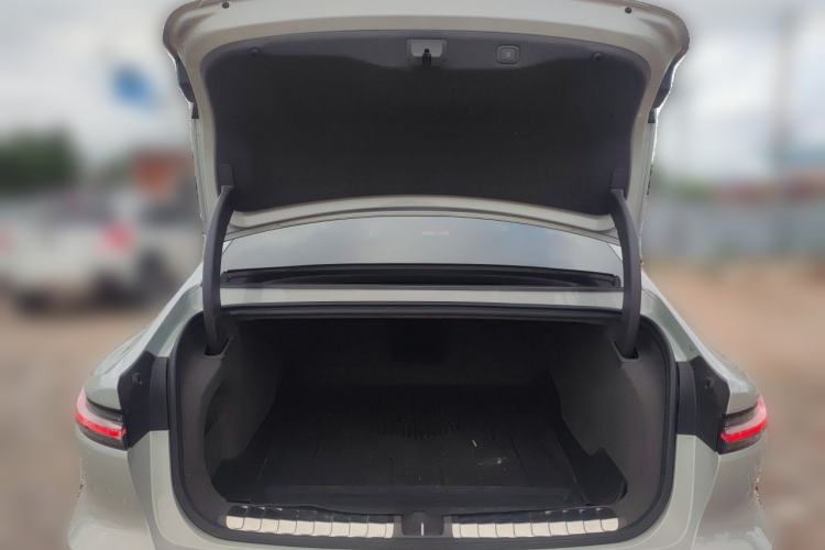 Used Nio ET7 2024 75 kWh Executive Signature Edition Trunk