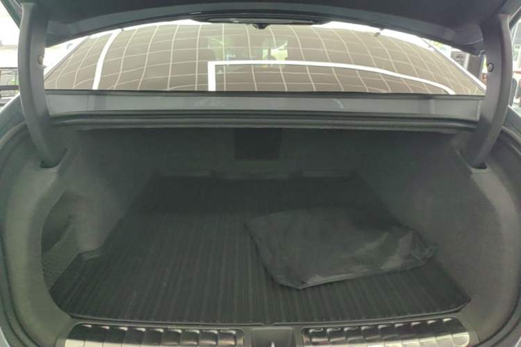 Used Nio ET7 2024 75 kWh Executive Signature Edition Trunk