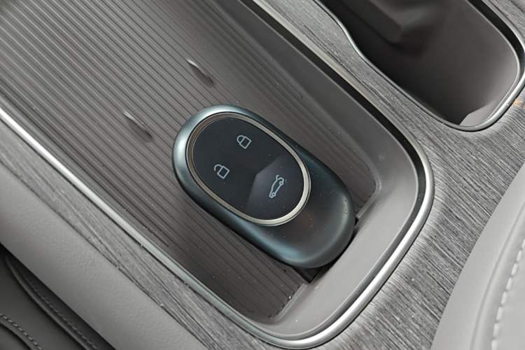 Used Nio ET7 2024 75 kWh Executive Edition Vehicle Key