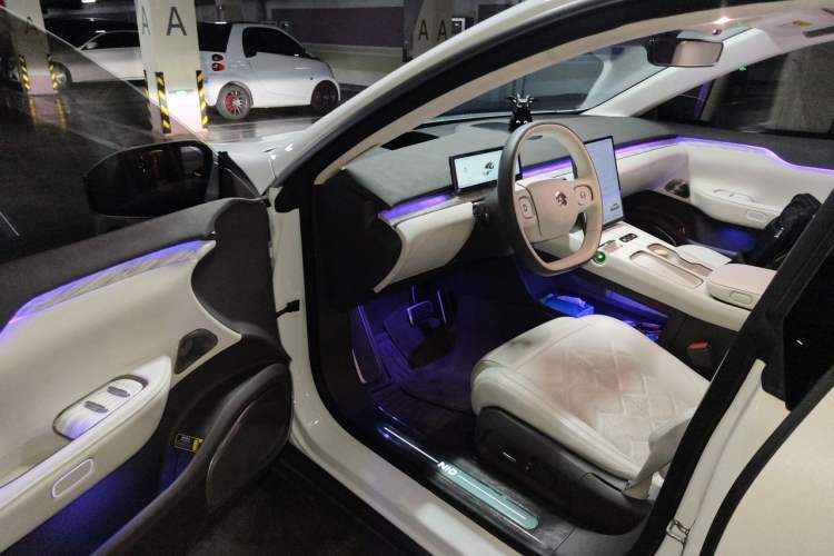Used Nio ET7 2024 75 kWh Executive Edition Driver Seat