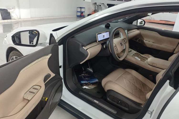 Used Nio ET7 2024 75 kWh Executive Signature Edition Driver Seat