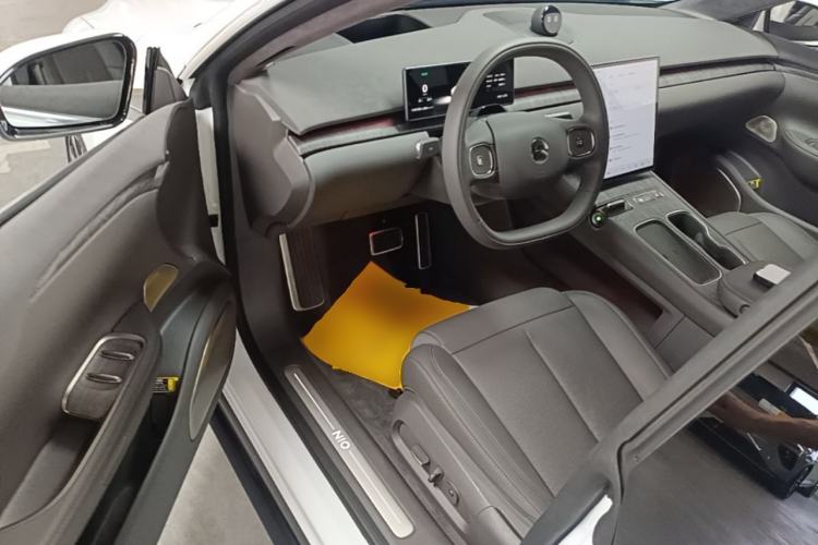 Used Nio ET7 2024 75 kWh Executive Edition Driver Seat