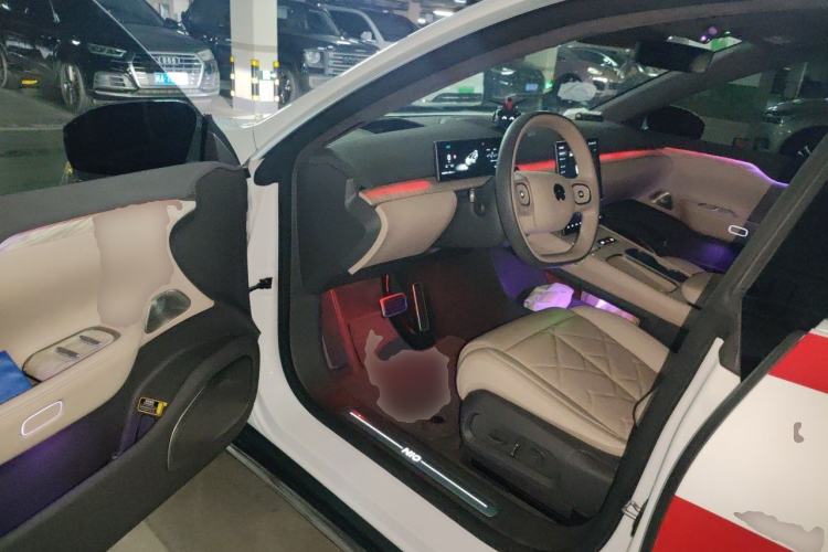 Used Nio ET7 2024 75 kWh Executive Signature Edition Driver Seat