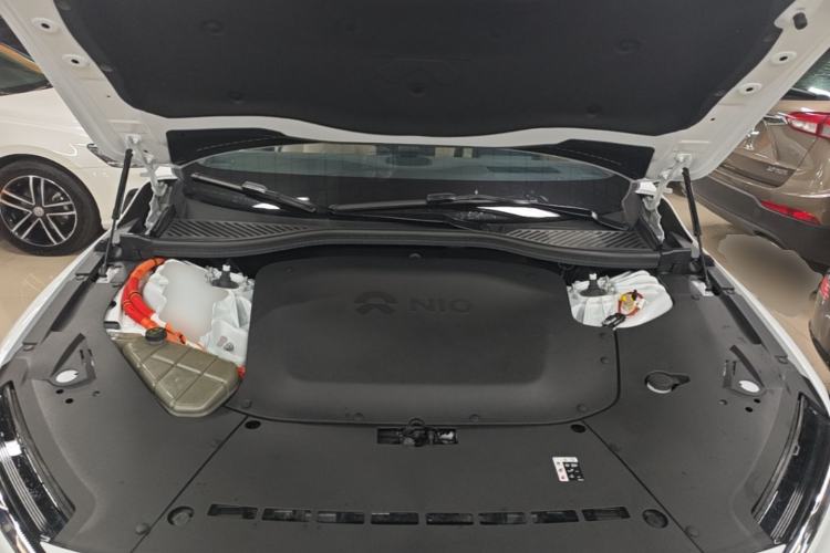 Used Nio ET7 2024 75 kWh Executive Signature Edition Engine Bay