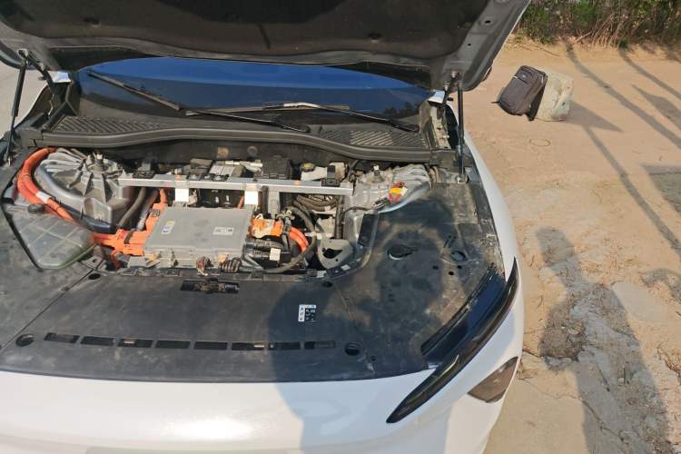 Used Nio ET7 2024 75 kWh Executive Signature Edition Engine Bay Left