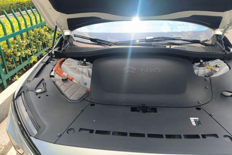 Used Nio ET7 2024 75 kWh Executive Edition Engine Bay Right
