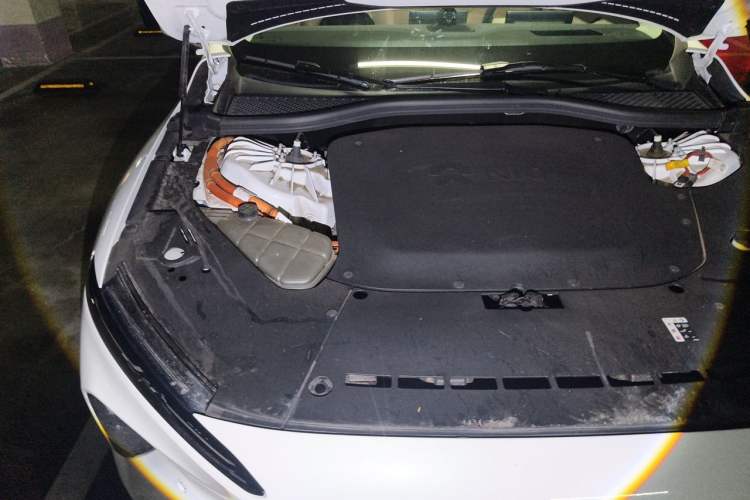 Used Nio ET7 2024 75 kWh Executive Edition Engine Bay Right