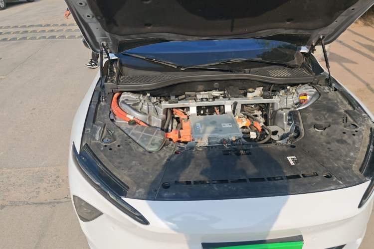 Used Nio ET7 2024 75 kWh Executive Signature Edition Engine Bay Right