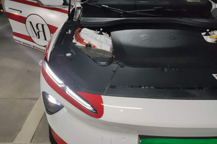 Used Nio ET7 2024 75 kWh Executive Signature Edition Engine Bay Right