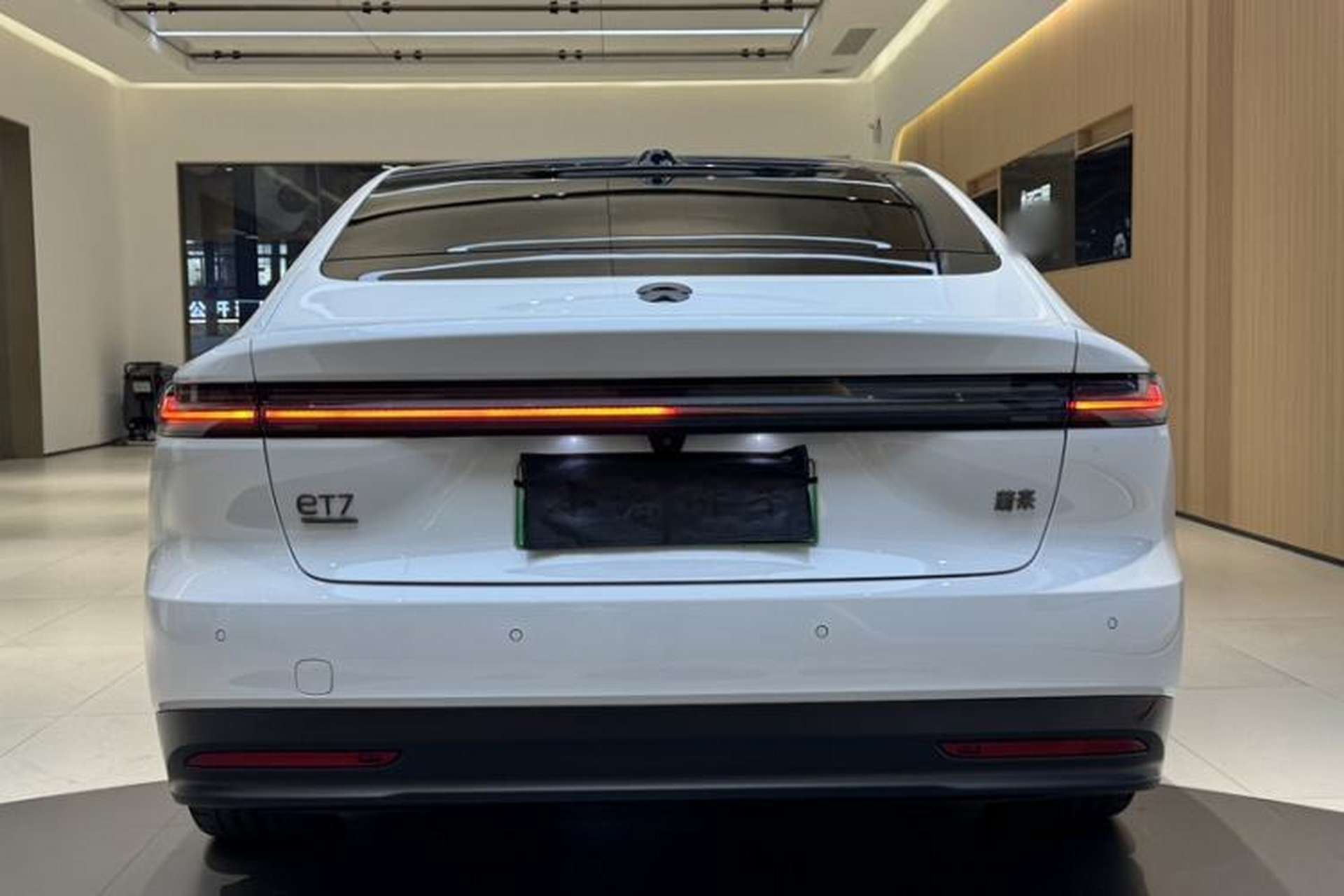 Used Nio ET7 2024 75 kWh Executive Edition Exterior 1