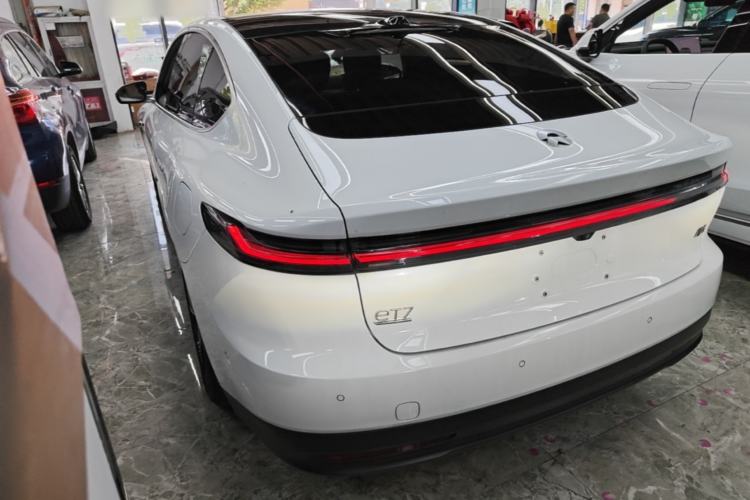 Used Nio ET7 2024 75 kWh Executive Edition Exterior 2