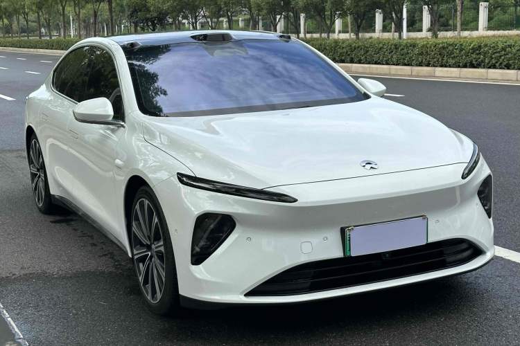 Used Nio ET7 2024 75 kWh Executive Signature Edition Exterior 2