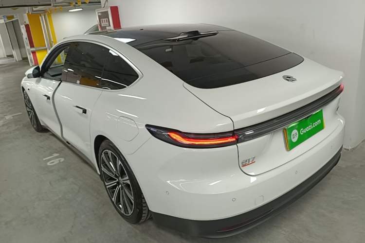 Used Nio ET7 2024 75 kWh Executive Edition Exterior 2
