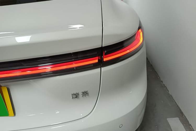 Used Nio ET7 2024 75 kWh Executive Edition Exterior 3