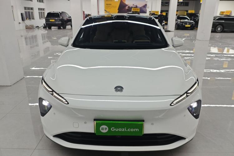 Used Nio ET7 2024 75 kWh Executive Signature Edition Front