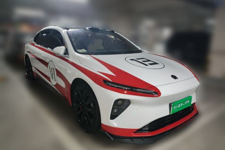 Used Nio ET7 2024 75 kWh Executive Signature Edition Front Right 45 Deg
