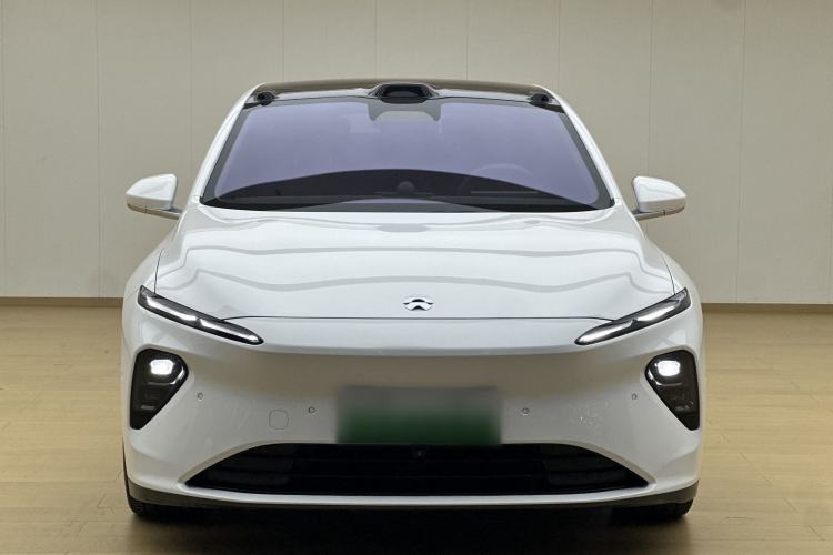 Used Nio ET7 2024 75 kWh Executive Signature Edition Front