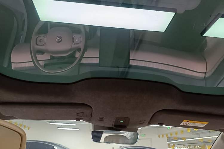 Used Nio ET7 2024 75 kWh Executive Edition Headliner