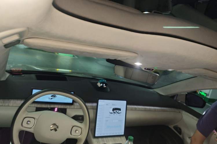 Used Nio ET7 2024 100kWh Executive Signature Edition Headliner