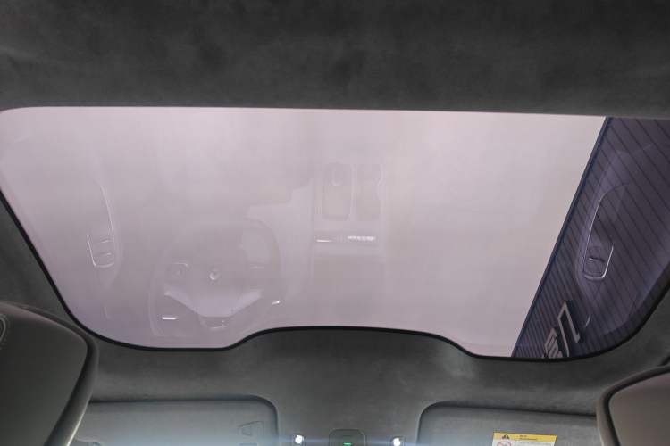 Used Nio ET7 2024 75 kWh Executive Signature Edition Headliner