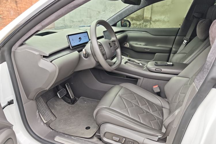 Used Nio ET7 2024 75 kWh Executive Signature Edition Interior 1