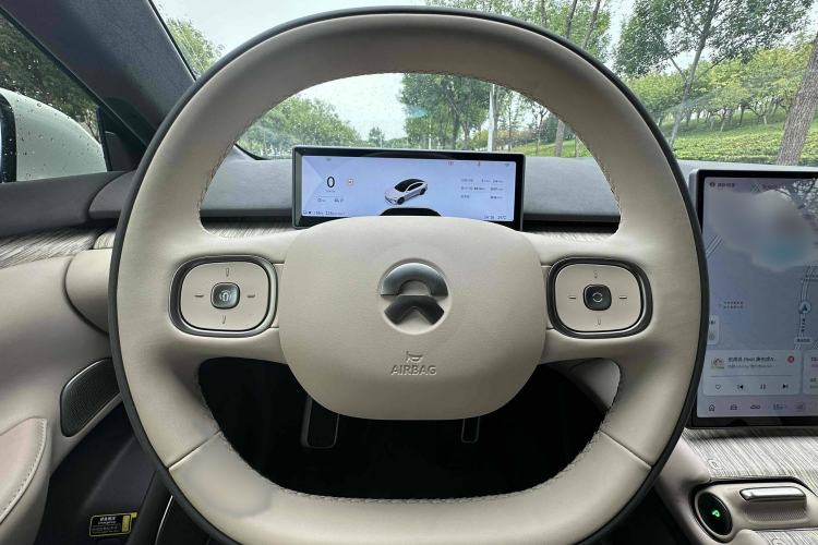 Used Nio ET7 2024 75 kWh Executive Signature Edition Interior 3