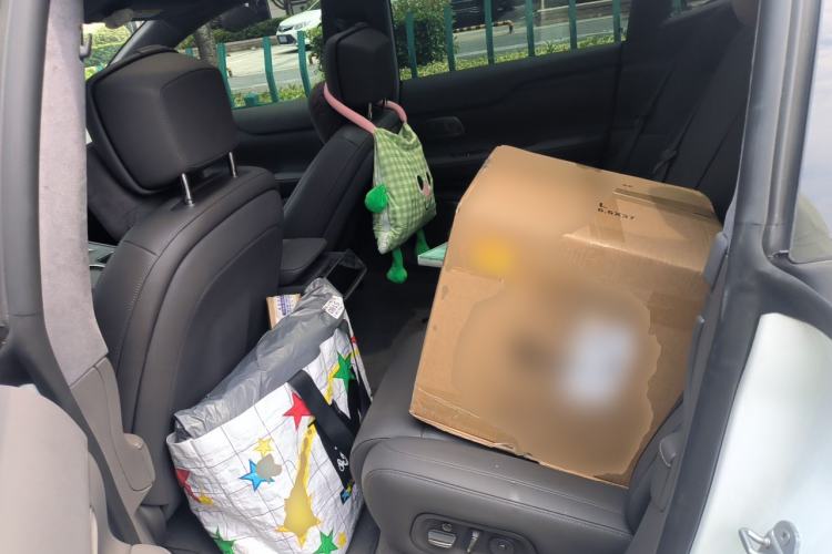 Used Nio ET7 2024 75 kWh Executive Edition Left Rear Seat
