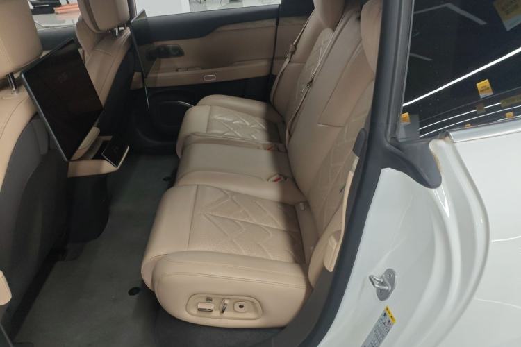 Used Nio ET7 2024 75 kWh Executive Signature Edition Left Rear Seat