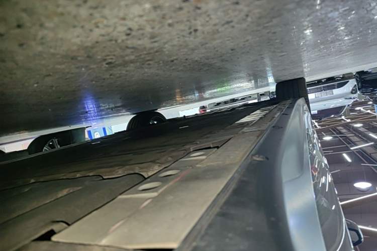 Used Nio ET7 2024 75 kWh Executive Signature Edition Left Side Sill