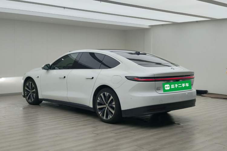 Used Nio ET7 2024 75 kWh Executive Edition Rear Left 45 Deg