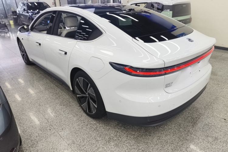 Used Nio ET7 2024 75 kWh Executive Edition Rear Left 45 Deg