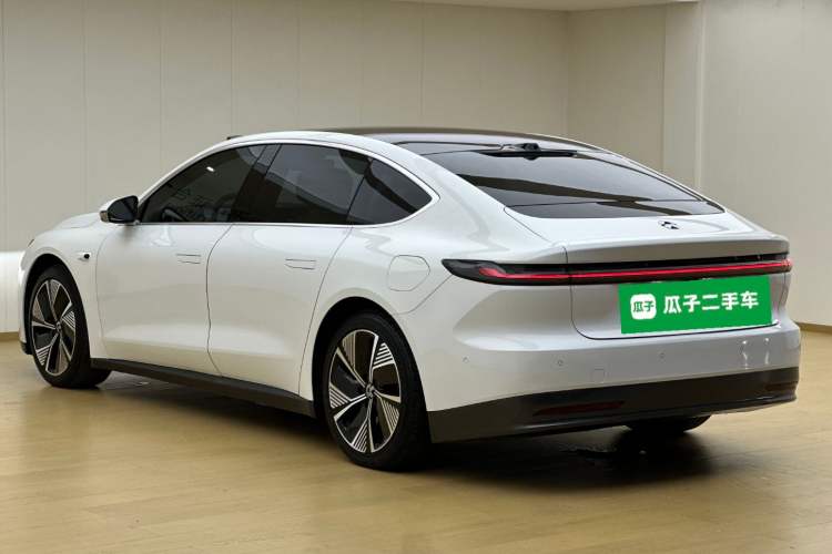Used Nio ET7 2024 75 kWh Executive Edition Rear Left 45 Deg