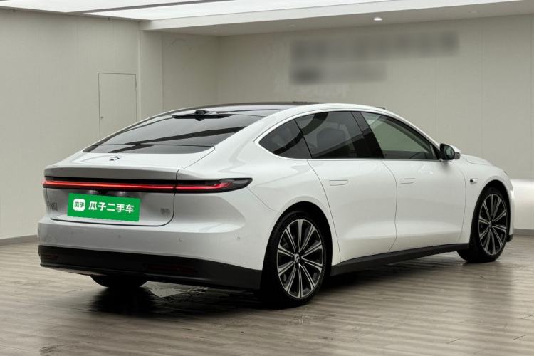 Used Nio ET7 2024 75 kWh Executive Signature Edition Rear Right 45 Deg