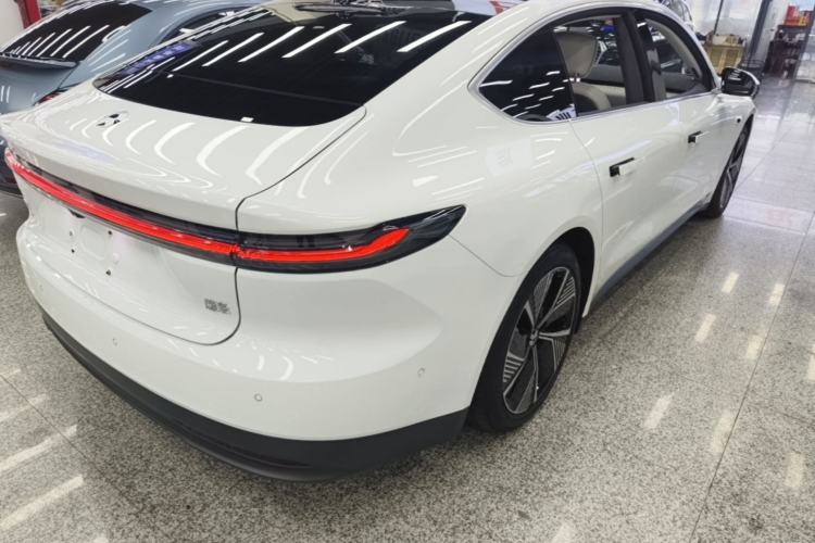 Used Nio ET7 2024 75 kWh Executive Edition Rear Right 45 Deg