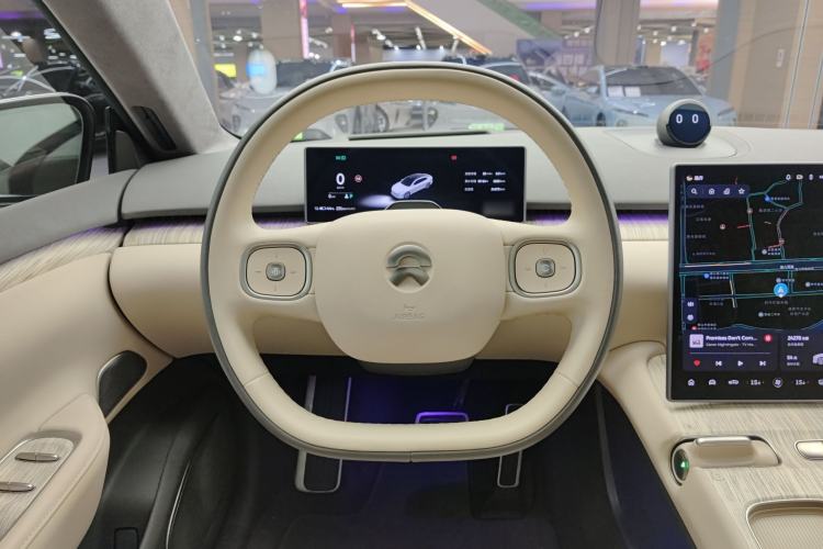 Used Nio ET7 2024 75 kWh Executive Edition Steering Wheel
