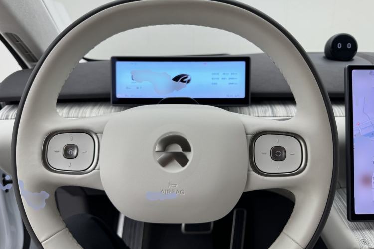 Used Nio ET7 2024 75 kWh Executive Signature Edition Steering Wheel