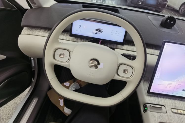 Used Nio ET7 2024 75 kWh Executive Edition Steering Wheel
