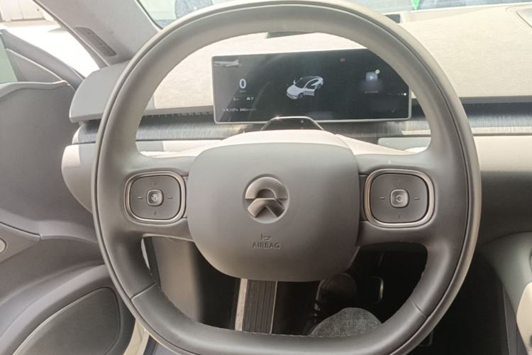Used Nio ET7 2024 75 kWh Executive Signature Edition Steering Wheel