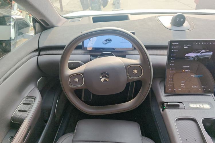 Used Nio ET7 2024 75 kWh Executive Signature Edition Steering Wheel