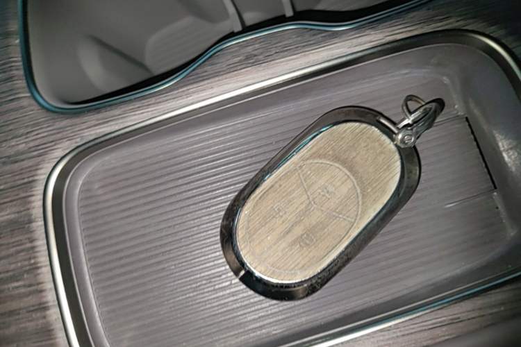 Used Nio ET7 2024 75 kWh Executive Signature Edition Vehicle Key