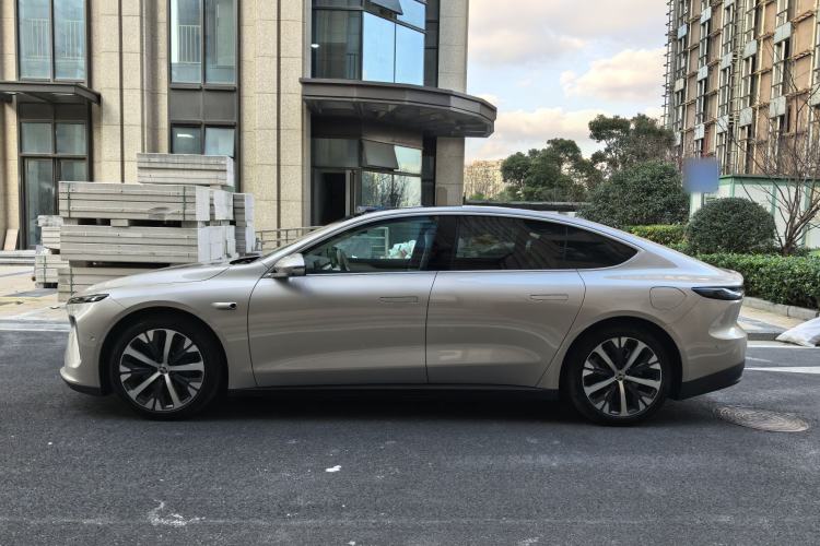 Used Nio ET7 2024 75 kWh Executive Edition Exterior 2