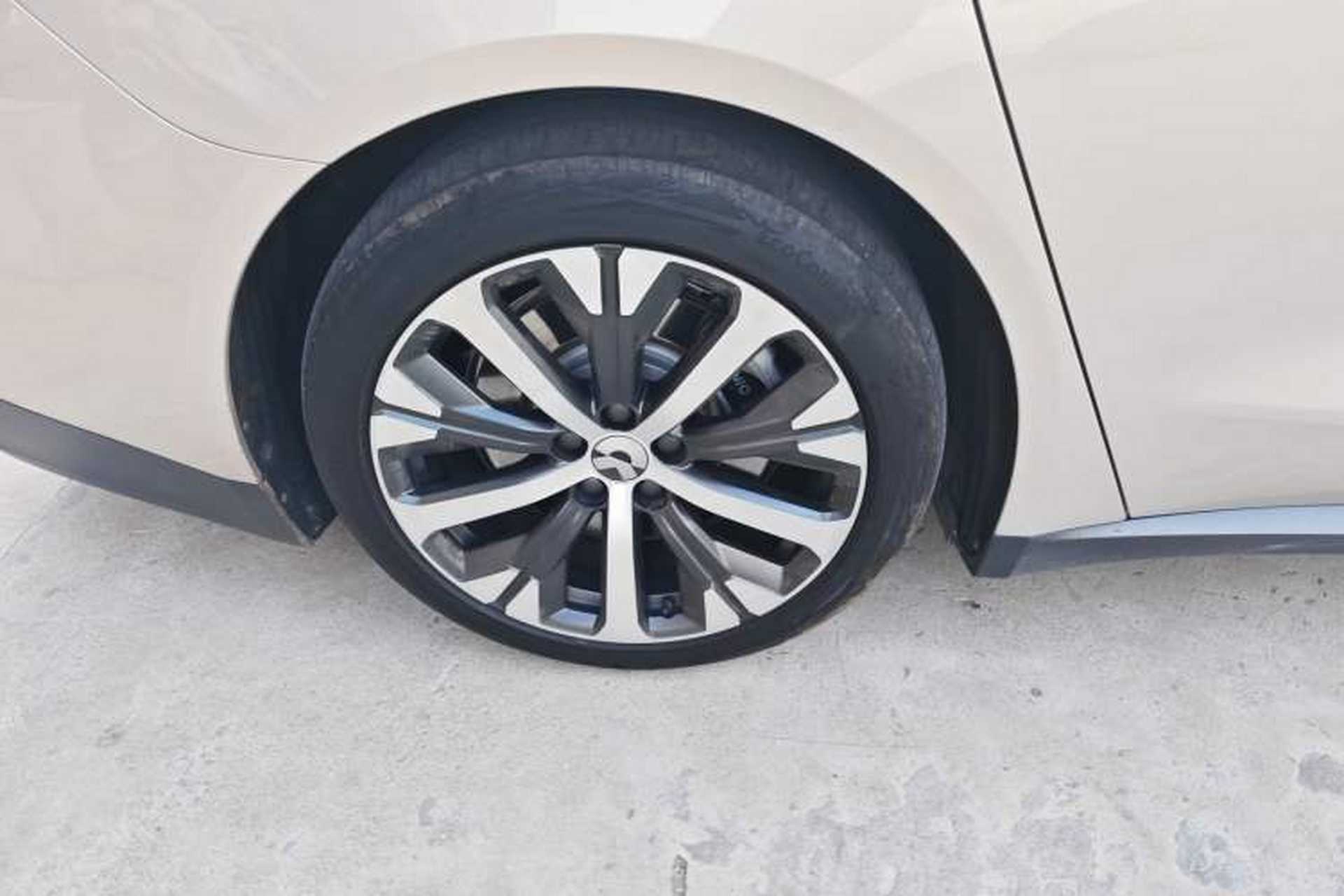 Used Nio ET7 2024 75 kWh Executive Edition Exterior 8