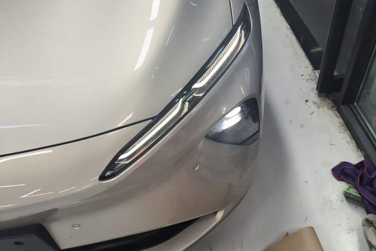 Used Nio ET7 2024 100kWh Executive Signature Edition Left Front Headlight