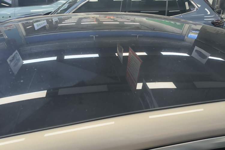 Used Nio ET7 2024 100kWh Executive Signature Edition Roof